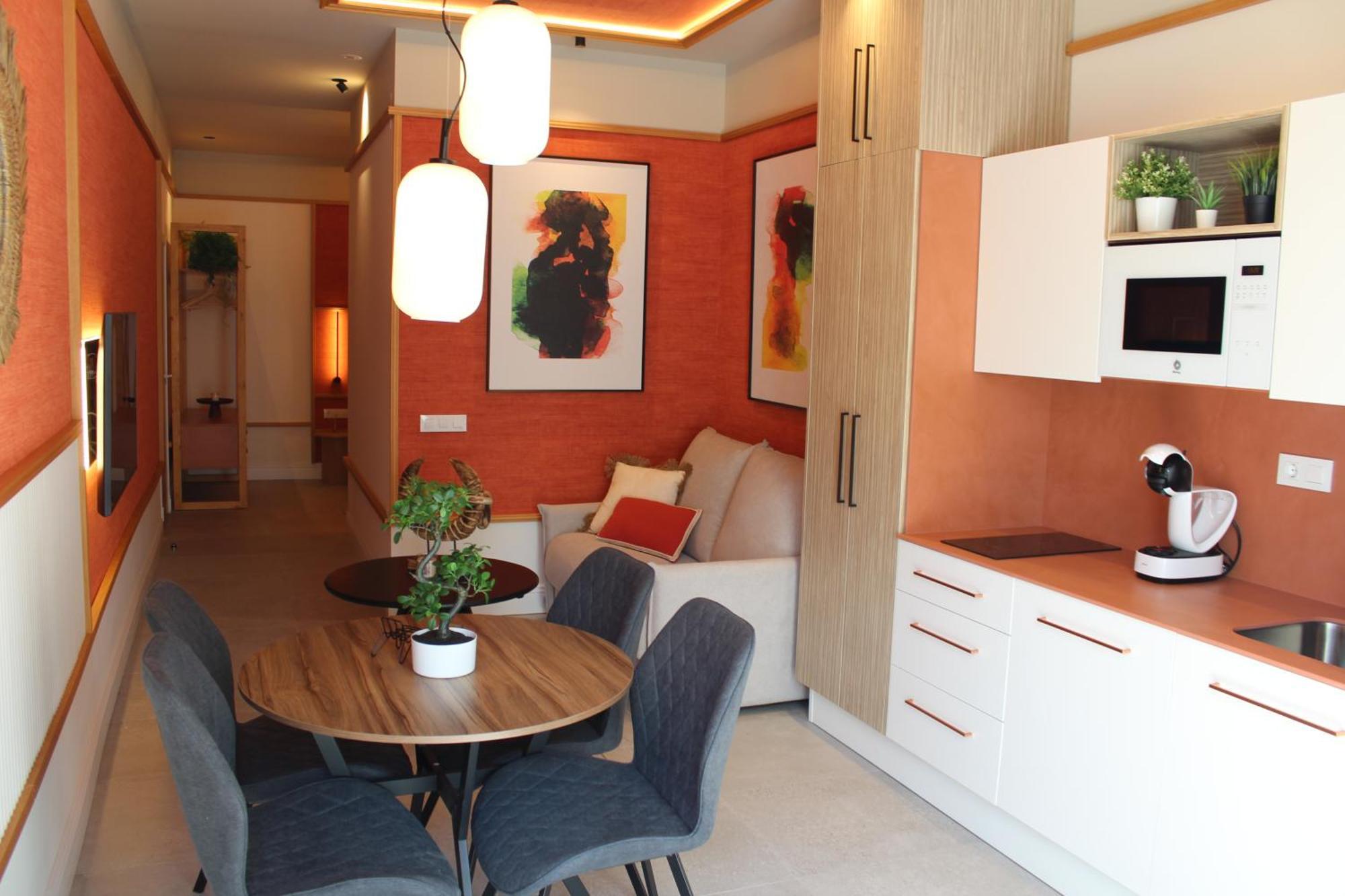 Promotur Suites - Ayora Valencia Luaran gambar