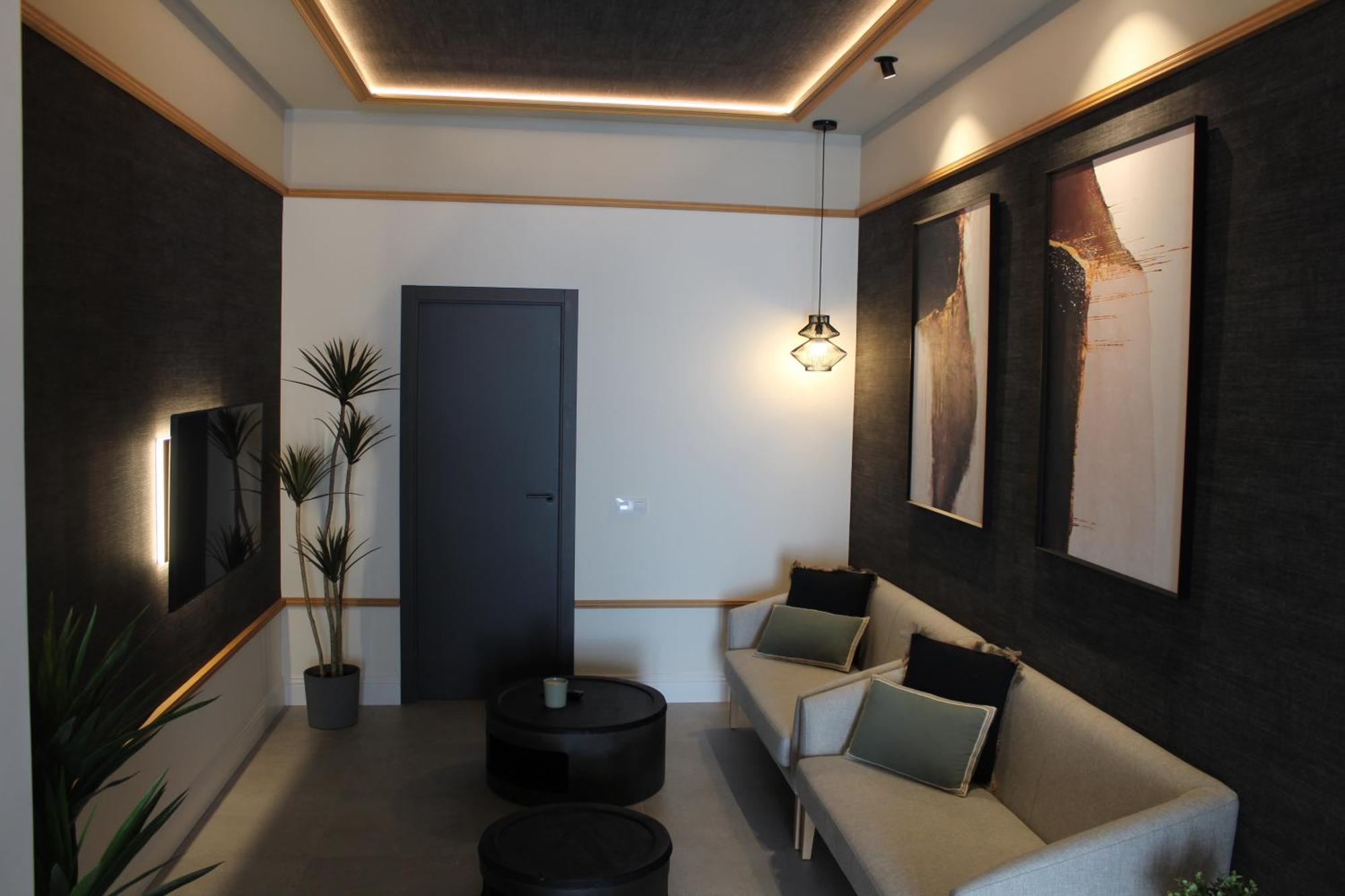 Promotur Suites - Ayora Valencia Luaran gambar