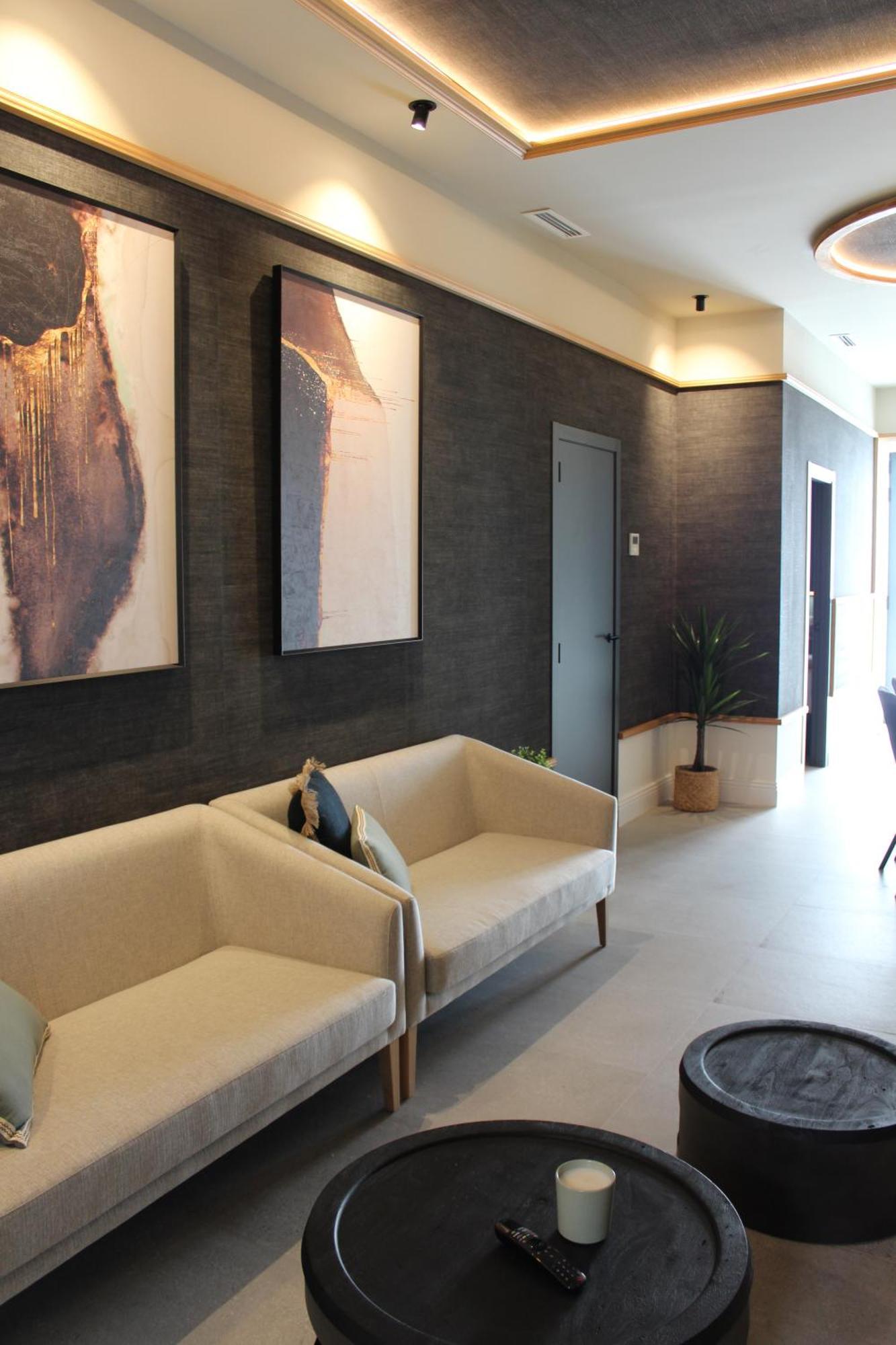 Promotur Suites - Ayora Valencia Luaran gambar